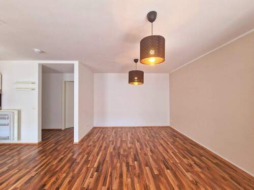 Wohnbereich - Etagenwohnung mit 62,00 m&sup2; in Nürnberg zur Miete