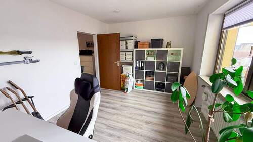 Büro oder Hobbyraum - 