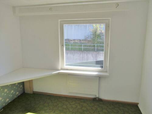 Kinderzimmer 2 oder Büro - 