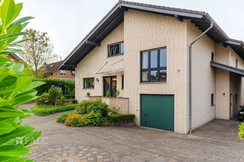 Vorderansicht - Mehrfamilienhaus, Wohnhaus mit 364,70 m² in Wegberg zum Kaufen