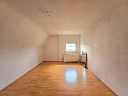 Wohnzimmer - Etagenwohnung in Nürnberg