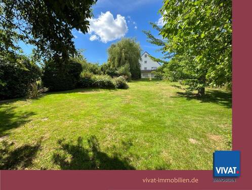 Bild 1 - Exklusive Lage im 'Eichwäldchen' am Bebauungsrand zu den Streuobstwiesen! Käuferprovisionsfrei.