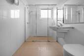 Badezimmer mit Tageslicht - 