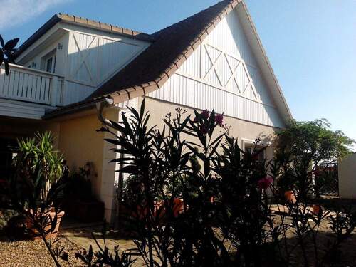 Landhaus mit Dachterrassen - 8 Zimmer Einfamilienhaus zum Kaufen in Borkheide