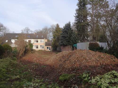 Blickrichtung Zufahrt - Grundstück zum Kaufen in Bremen