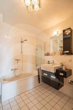 Bad - 2 Zimmer Etagenwohnung in Passau