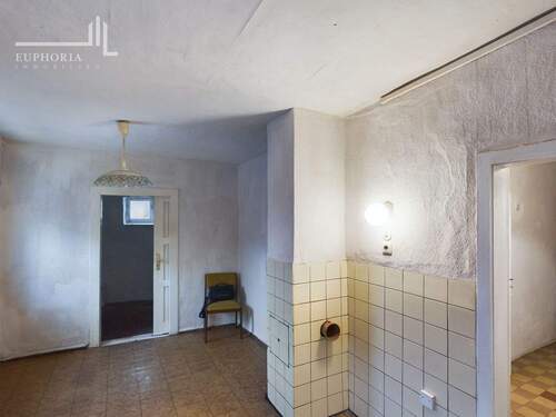 Küche mit Speisekammer - 