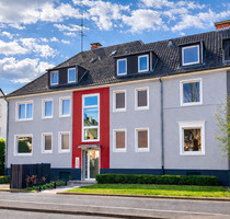 Wohnen, vermieten oder zusammenlegen: 2 Eigentumswohnungen im Dachgeschoss - Gelsenkirchen Erle