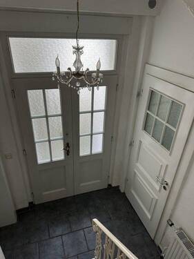 Hauseingang Innen - 6 Zimmer Mehrfamilienhaus, Wohnhaus in Düsseldorf