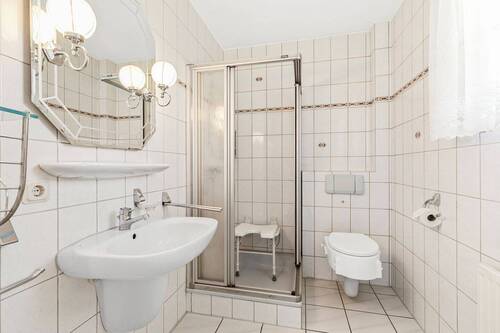 Bad im Erdgeschoss - 