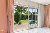 Bodentiefe Fenster zum Garten - 