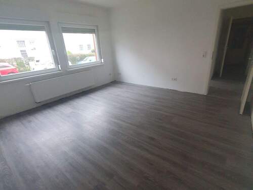 Wohnzimmer - 3 Zimmer Etagenwohnung zur Miete in Lüdenscheid