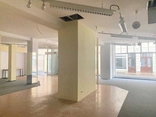 Ladenfläche - 4 Zimmer Gewerbeobjekt (Büro, Produktion, Verkauf) zur Miete in Güstrow