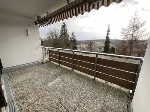 Balkon_www.villingen.immobilien - Etagenwohnung mit 47,40 m&sup2; in Unterkirnach zur Miete