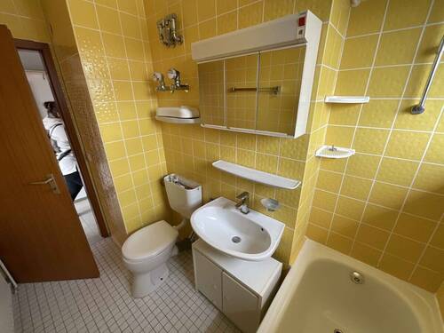 Badezimmer_www.villingen.immobilien - 