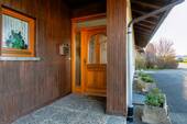 Haustüre - Einfamilienhaus mit 182,00 m&sup2; in Wutach-Münchingen zum Kaufen