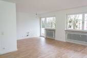 Wohnzimmer m. Küche - 