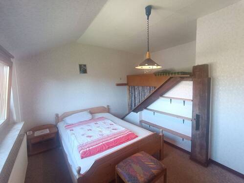 Schlafzimmer 1 OG - 