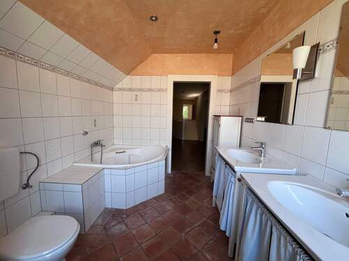 Badezimmer Ansicht 2 - 