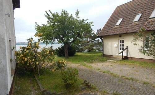 Blick auf Grundstück - Grundstück zum Kaufen in Middelhagen