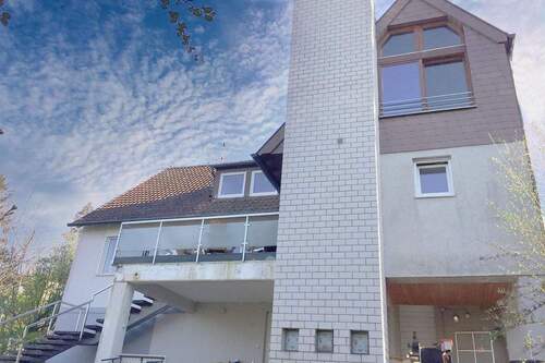 Ansicht - 8 Zimmer Mehrfamilienhaus, Wohnhaus in Gerlingen