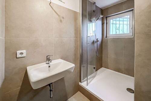 Badezimmer - 3 Zimmer Etagenwohnung in Bochum