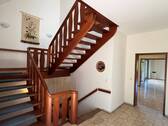 gepflegtes Treppenhaus - 