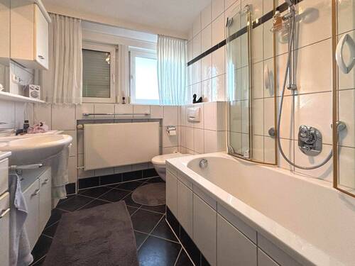 modernisiertes Badezimmer - 