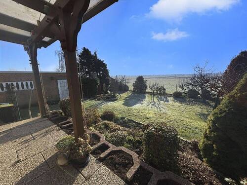 atemberaubender Ausblick - 6 Zimmer Einfamilienhaus in Wunstorf