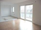 Bild 1 - **ERSTBEZUG - Innovativ und modern - 4-Zi-Whg mit Balkon**