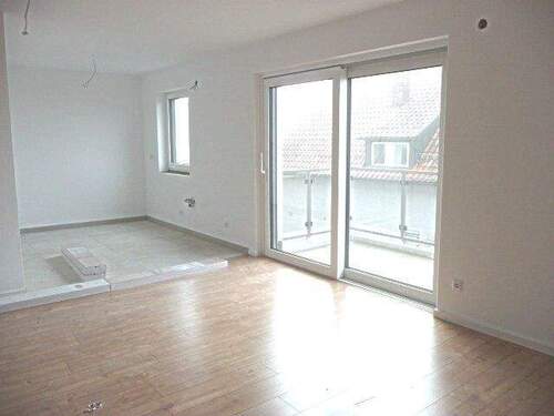 Bild 1 - **ERSTBEZUG - Innovativ und modern - 4-Zi-Whg mit Balkon**