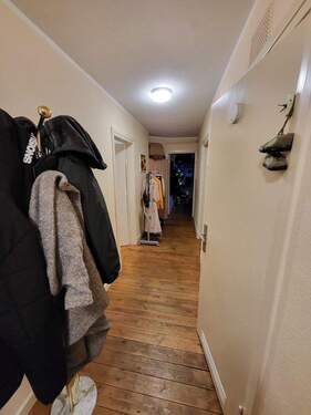 Flur - 3 Zimmer Etagenwohnung in Lübeck