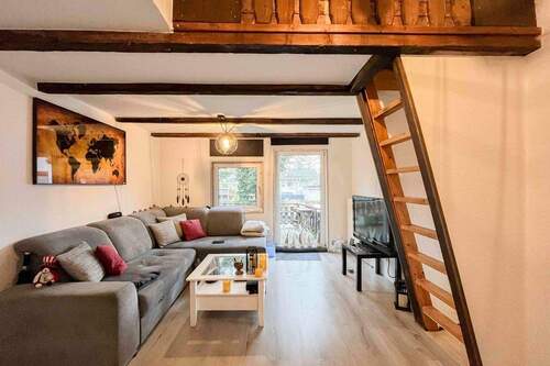 Wohnzimmer 1. OG (3) - 