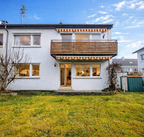 Wohnen in Seenähe - vielseitige Doppelhaushälfte mit zwei Wohneinheiten und sonnigem Garten - Uhldingen-Mühlhofen Oberuhldingen