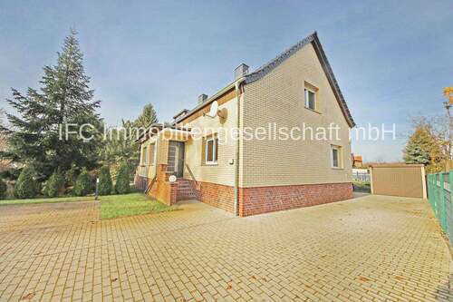 Hausansicht - sanierte, einzugsbereite Doppelhaushälfte in Lutherstadt Wittenberg