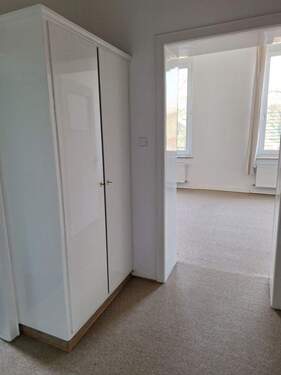 Diele 3.jpg - 4 Zimmer Etagenwohnung in Bochum