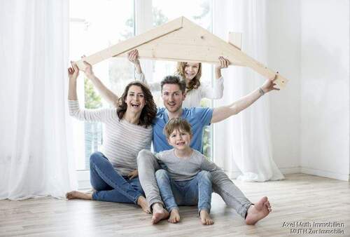 Bild 2 - 4 Zimmer Etagenwohnung zum Kaufen in Sinsheim