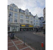 Renovierte 4-Zimmer-Wohnung mit Einbauküche in Top-Lage - Leverkusen Wiesdorf, Hauptstraße 67