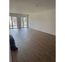 Exklusive 3-Zimmer Wohnung im Herzen von St. Ingbert mit grünem Innenhof und großer Loggia - Sankt Ingbert