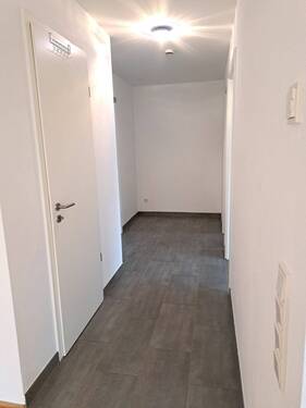 Flur - 2 Zimmer Etagenwohnung zum Kaufen in Flörsheim