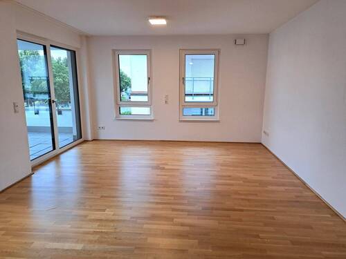 Wohnzimmer - 2 Zimmer Etagenwohnung in Flörsheim