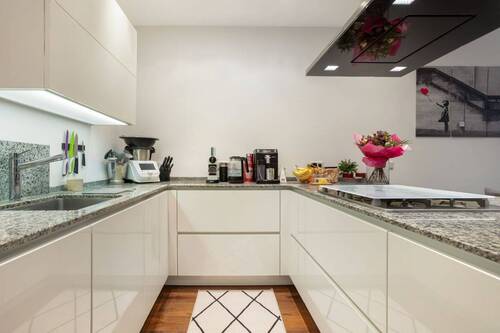 Küche - Etagenwohnung mit 94,70 m² in Düsseldorf zum Kaufen