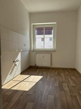 Musterbild Küche - 3 Zimmer Etagenwohnung zur Miete in Halle