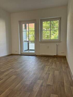 Musterbild Wohnzimmer - 3 Zimmer Etagenwohnung in Halle