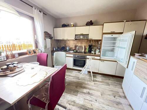 Küche mit Essplatz - 