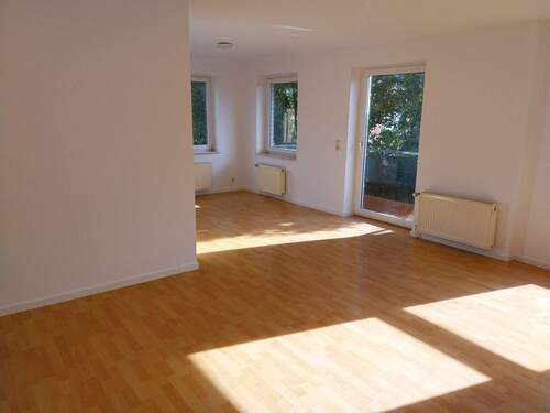 Wohnzimmer - 3 Zimmer Etagenwohnung zur Miete in Wildeshausen