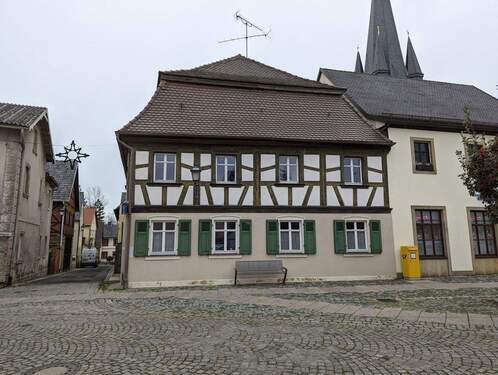 Bild 1 - Haus in Baunach (WG, Großfamilien, Mehrgenerationen, Monteure etc. )