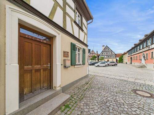 Bild 2 - 9 Zimmer Einfamilienhaus zur Miete in Baunach