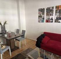 Für Singles oder Paare: Voll möbliert mit Sonnenbalkon in Neu-Westend - Berlin Für Singles oder Paare: Voll möbliert mit Sonnenbalkon in Neu-Westend - Berlin