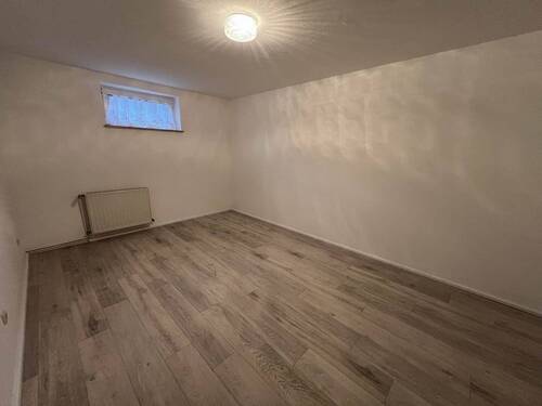 Gästezimmer KG.JPG - 